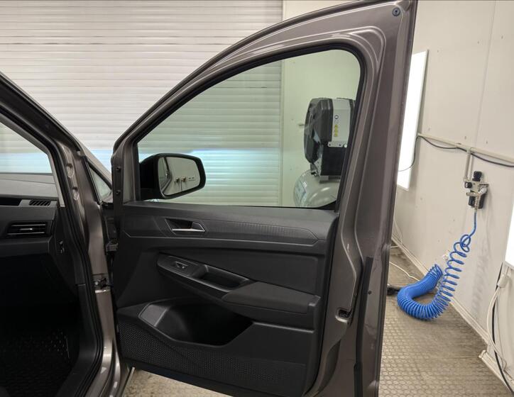 Volkswagen Caddy 26