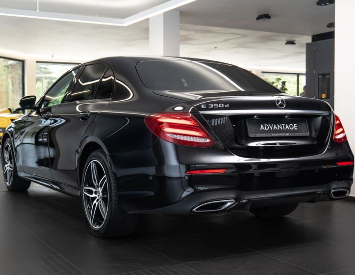 Mercedes-Benz Třídy E 4