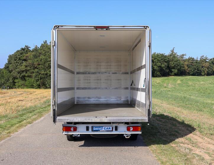 Peugeot Boxer 9