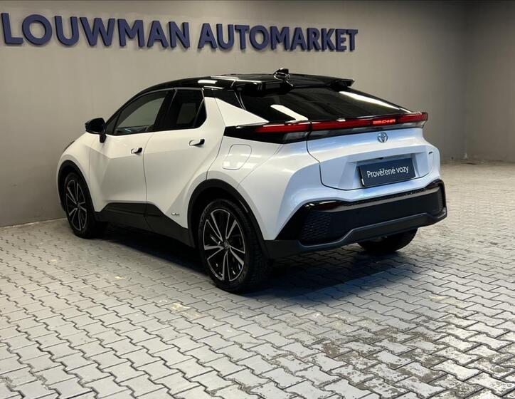 Toyota C-HR 16