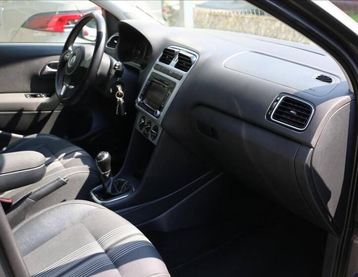 Volkswagen Polo 33