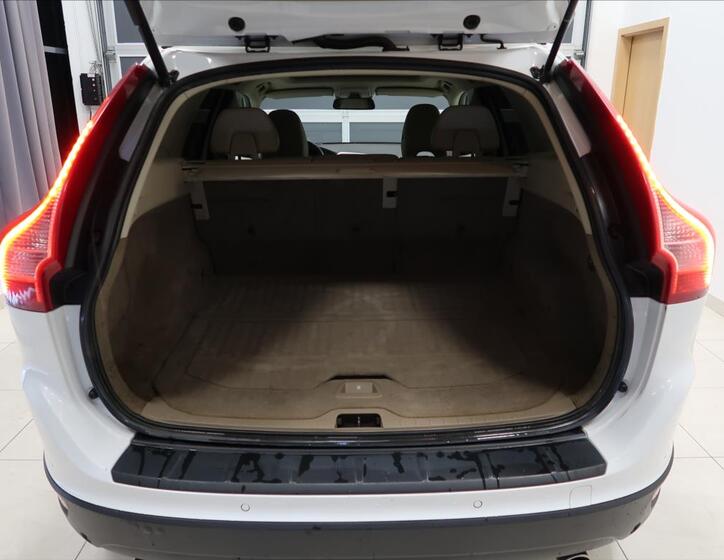 Volvo XC60 9