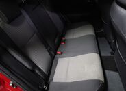 Toyota Auris 12