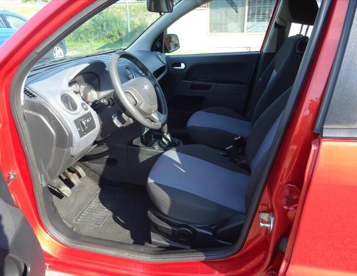 Ford Fusion 9
