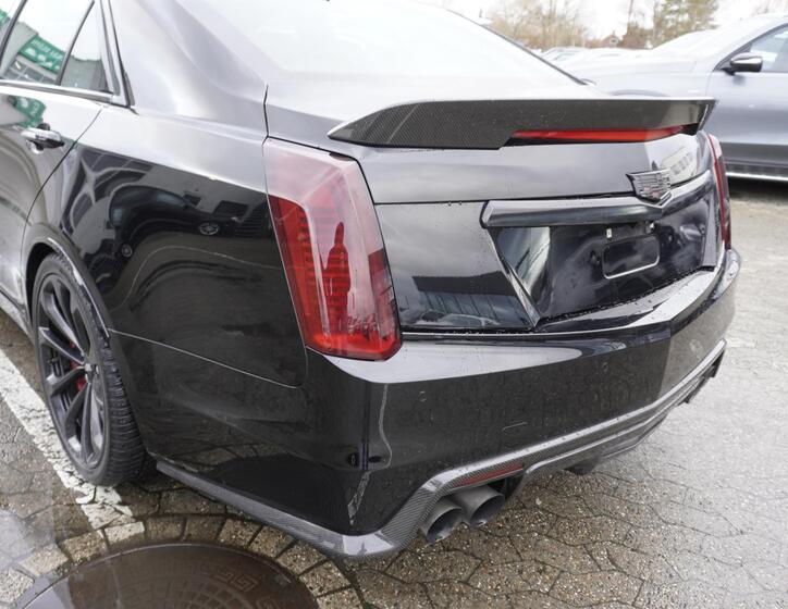 Cadillac CTS 9