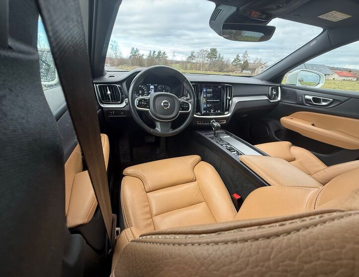 Volvo V60 15