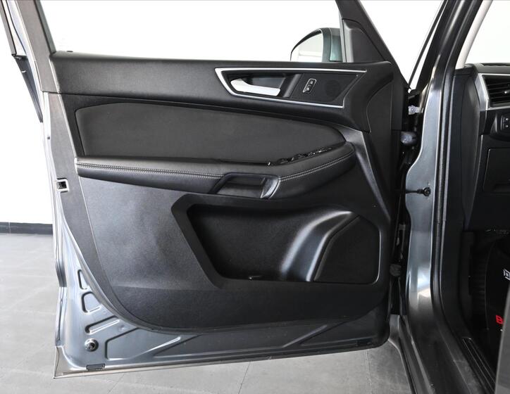 Ford S-MAX 22