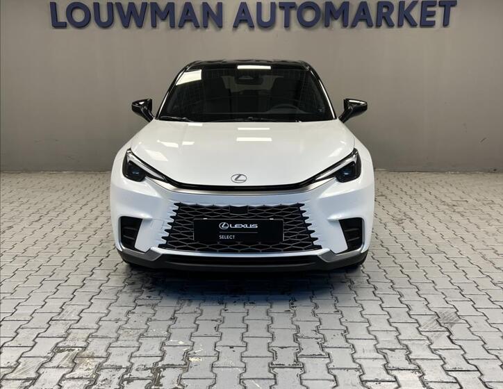 Lexus LBX 4