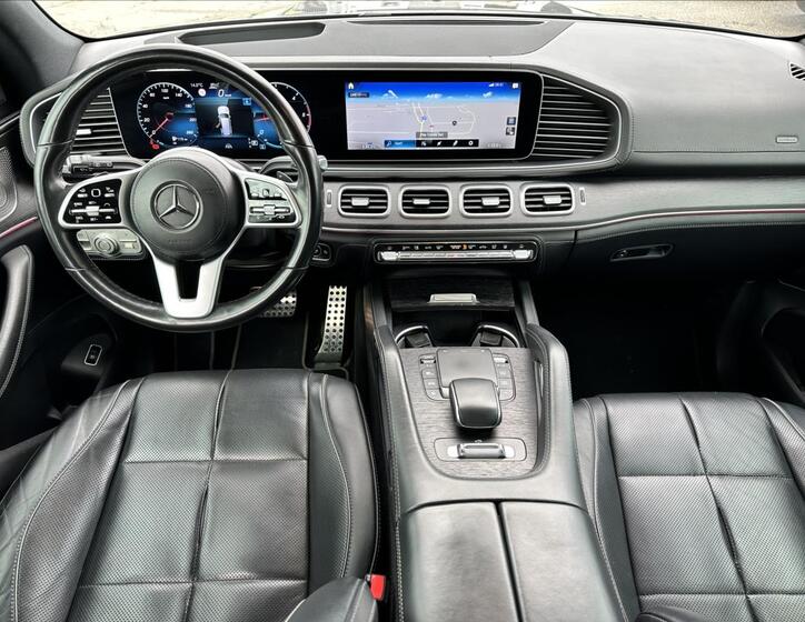 Mercedes-Benz GLS 9