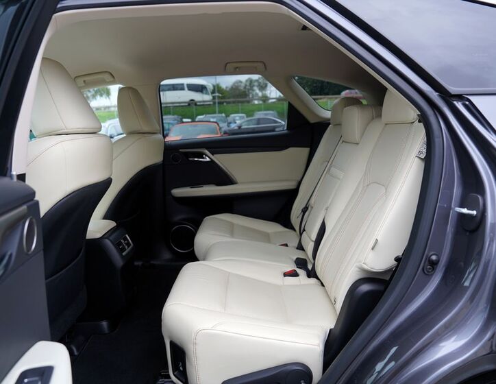 Lexus RX 450 31