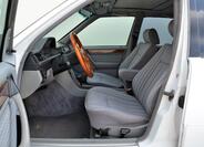 Mercedes-Benz 124 13