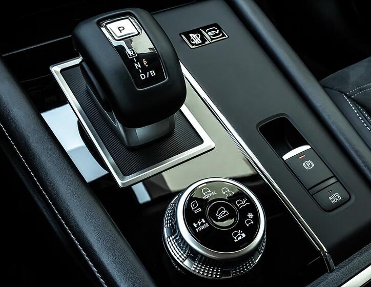 Mitsubishi Outlander 20
