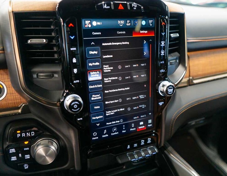 Dodge RAM 31