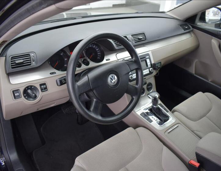 Volkswagen Passat 9