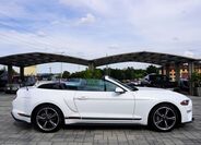 Ford Mustang 13