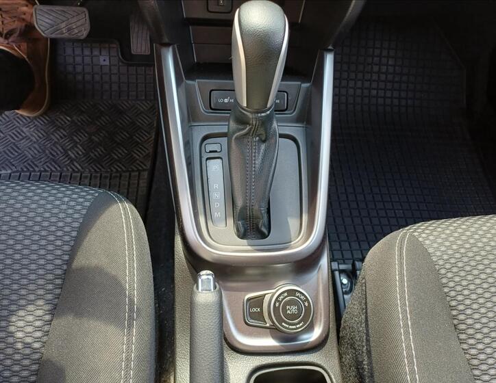 Suzuki Vitara 12