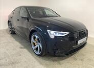 Audi e-tron 22