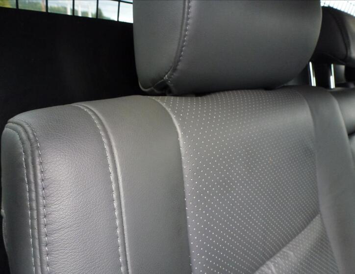 Toyota Land Cruiser 23