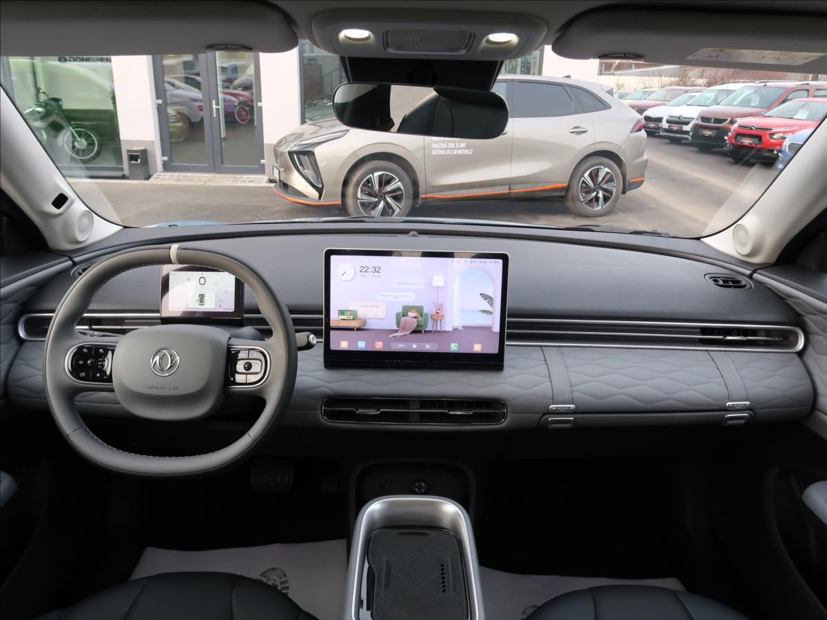 Dongfeng Box