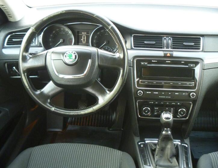 Škoda Superb 15