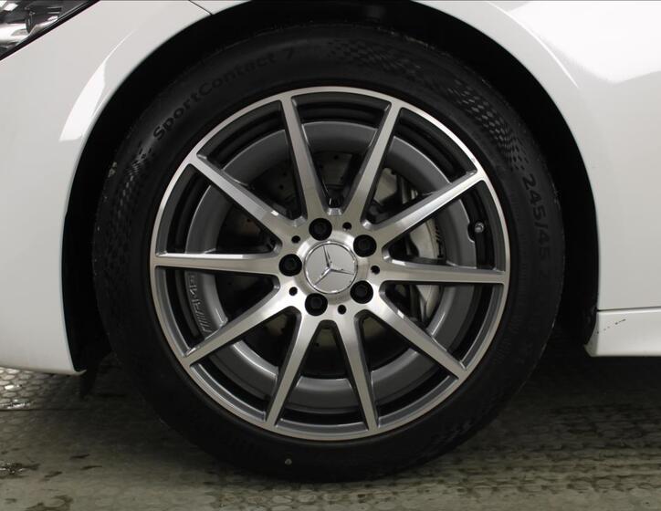 Mercedes-Benz Třídy C 7