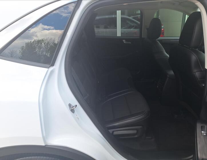 Ford Kuga 7