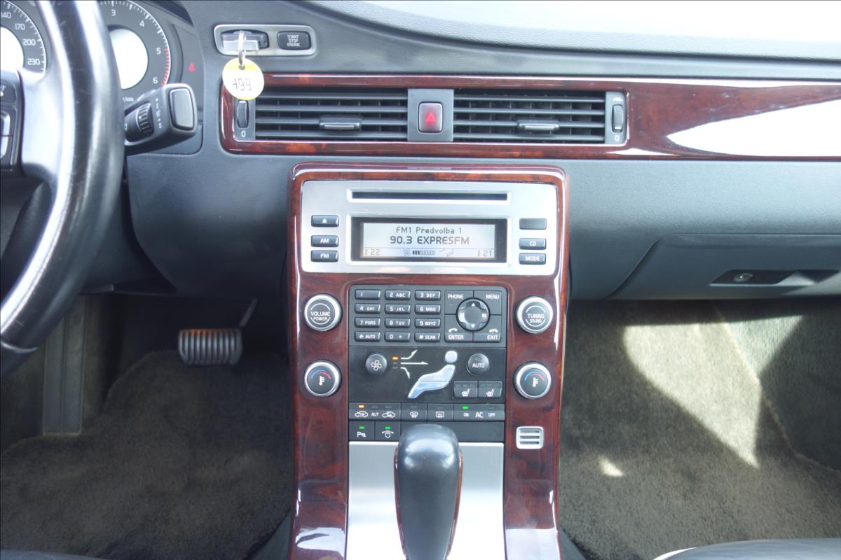 Volvo S80