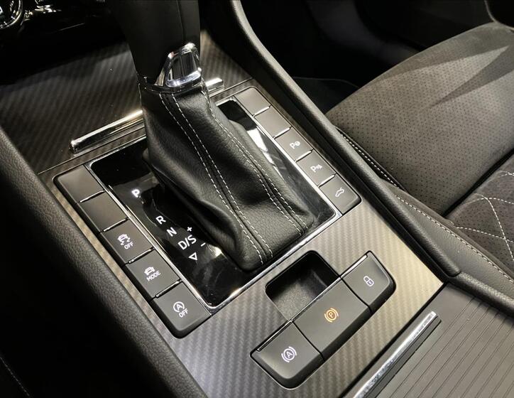 Škoda Superb 23