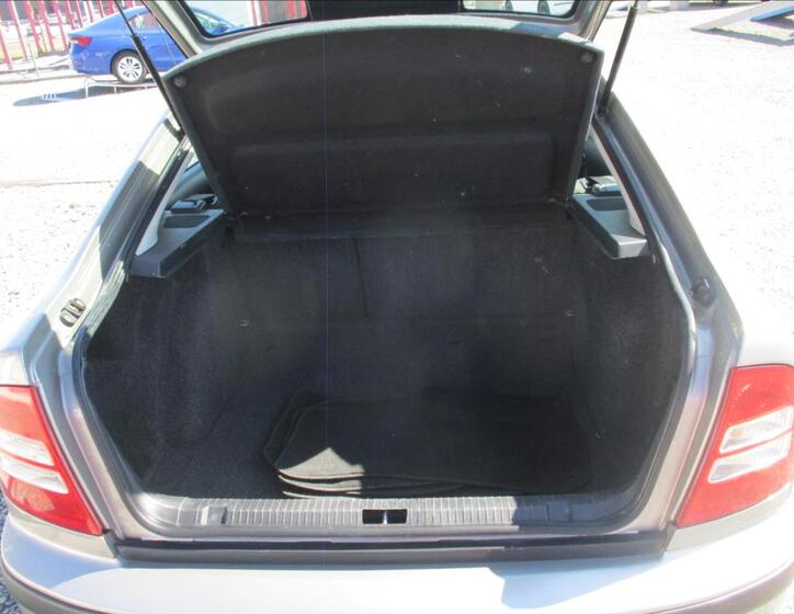Škoda Octavia 9