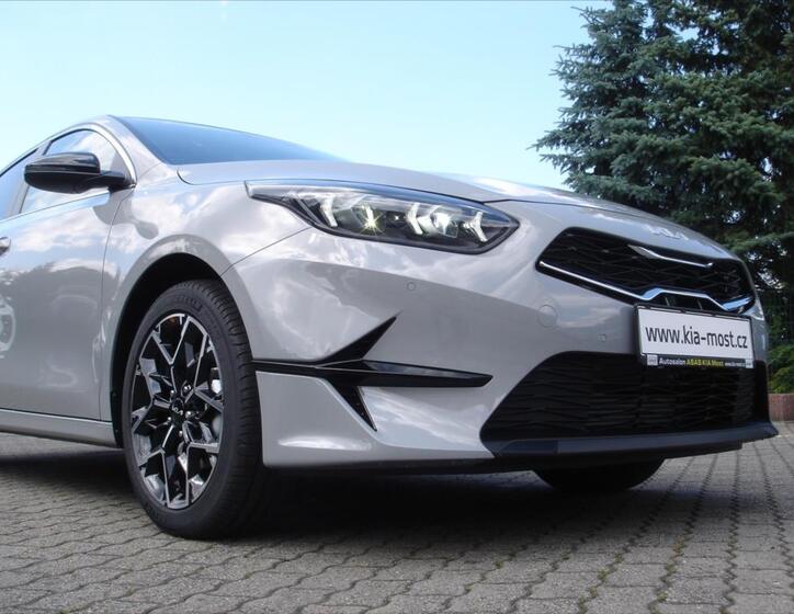 KIA Ceed 13