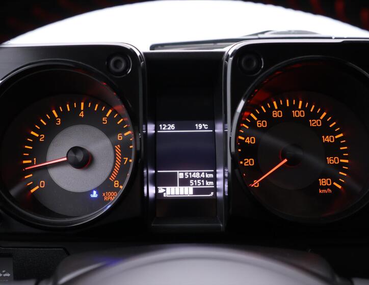Suzuki Jimny 17