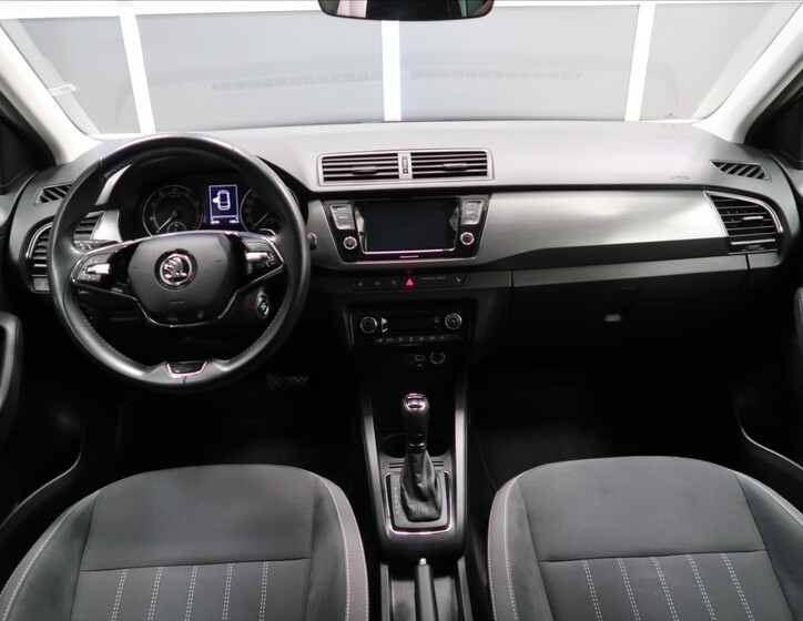 Škoda Fabia 12