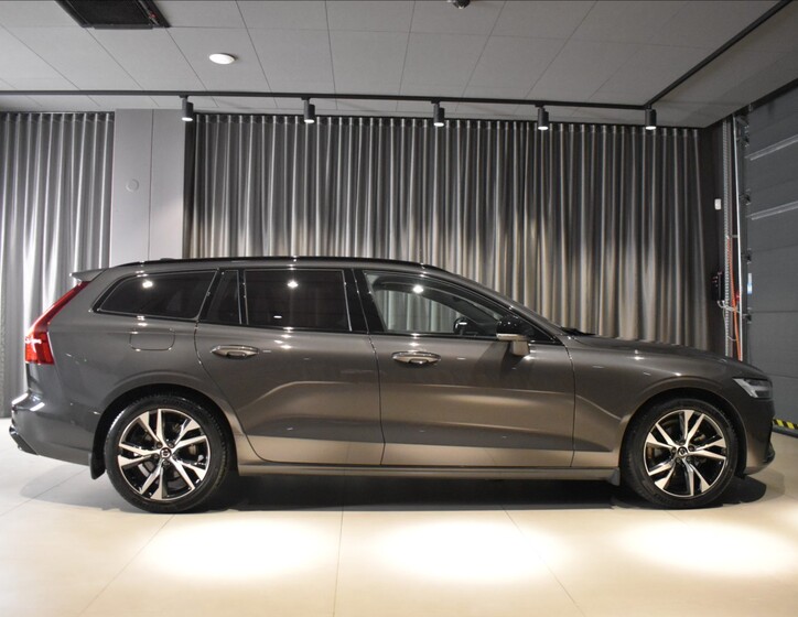 Volvo V60 3
