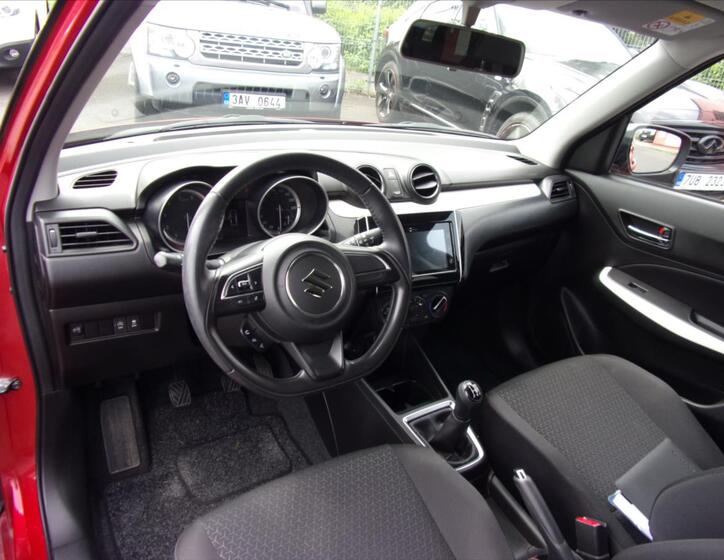 Suzuki Swift 16