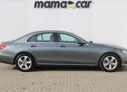 Mercedes-Benz Třídy E 8