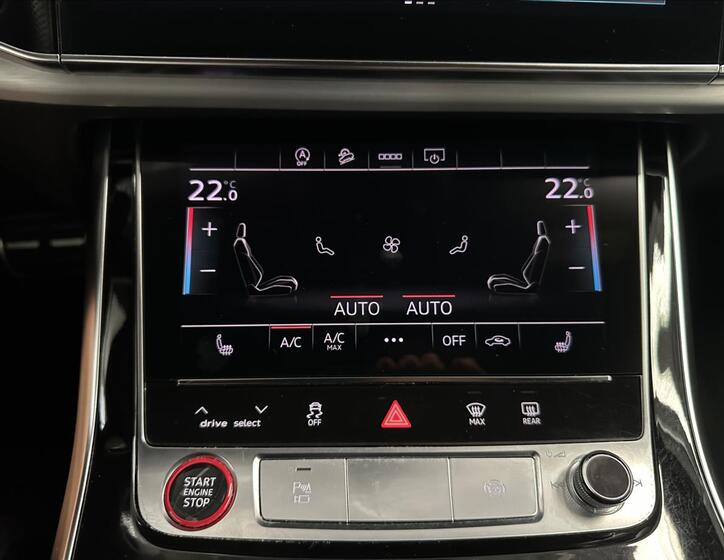 Audi SQ8 14