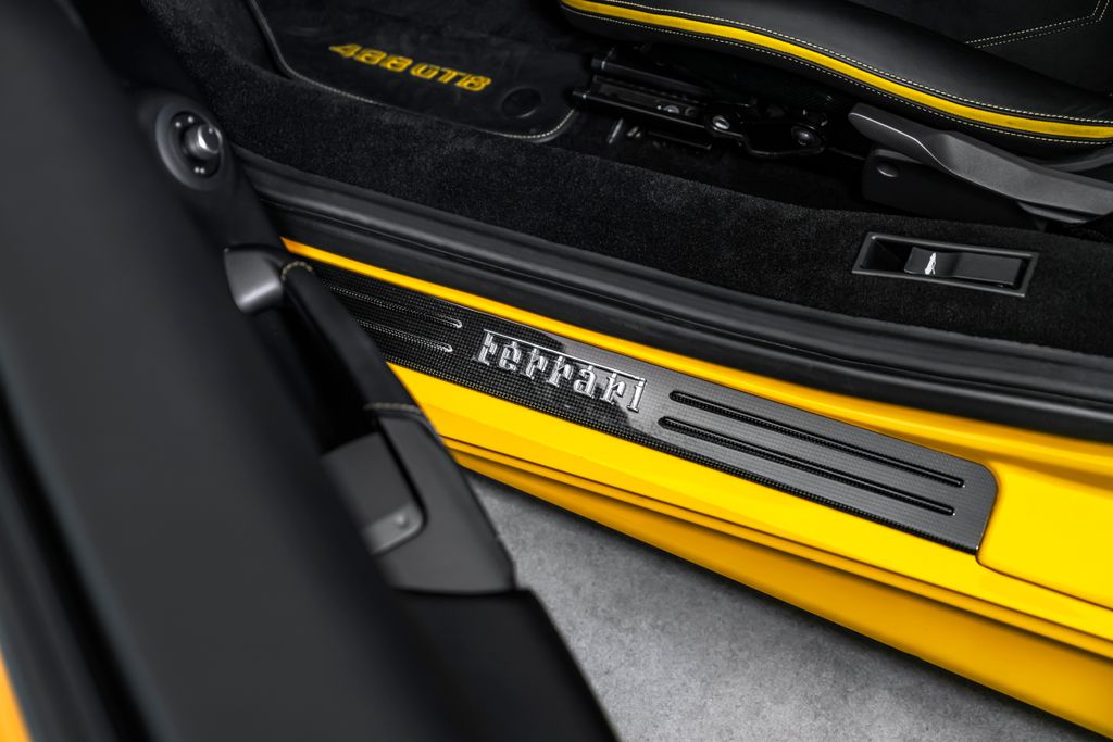 Ferrari 488
