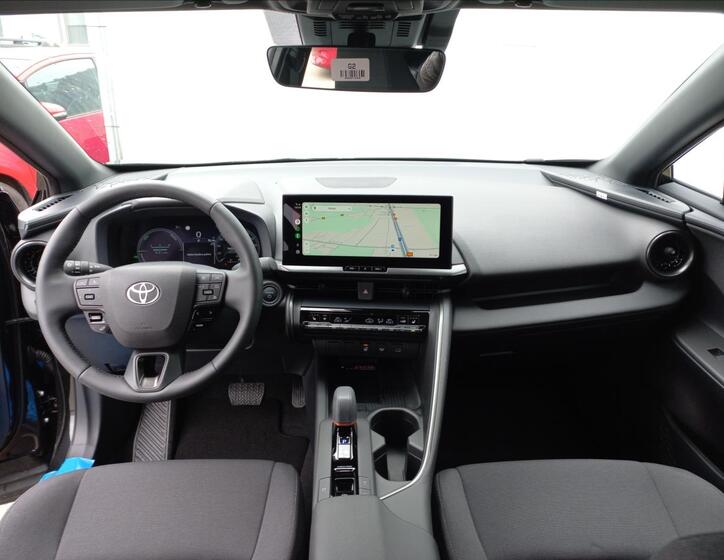 Toyota C-HR 13
