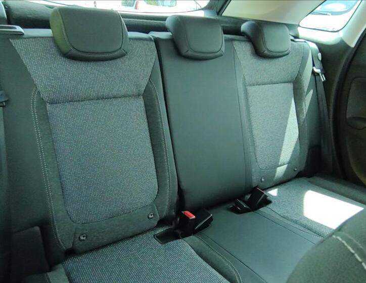 Opel Crossland 5