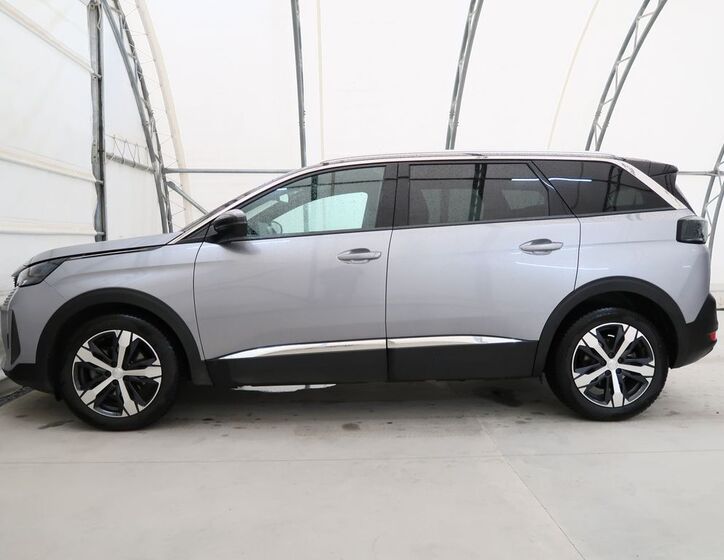 Peugeot 5008 10