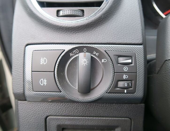 Opel Antara 11