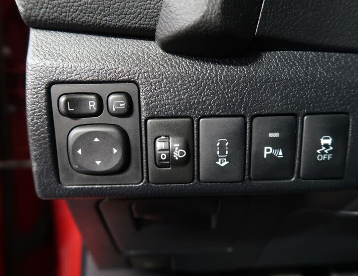 Toyota Auris 22
