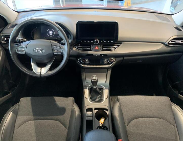 Hyundai i30 19