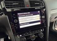 Volkswagen Golf 32