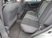Toyota RAV4 6