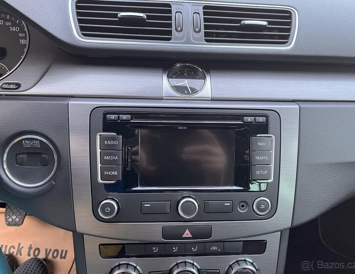 Volkswagen Passat 10
