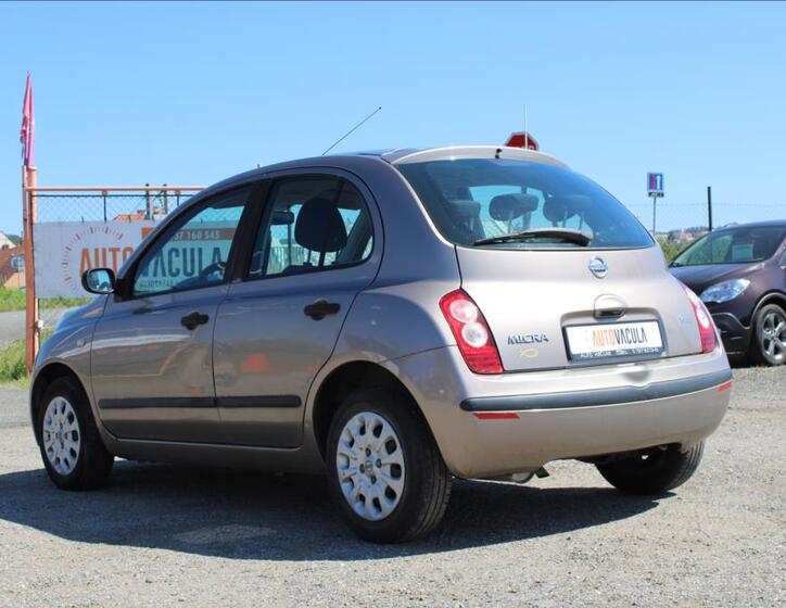 Nissan Micra 7