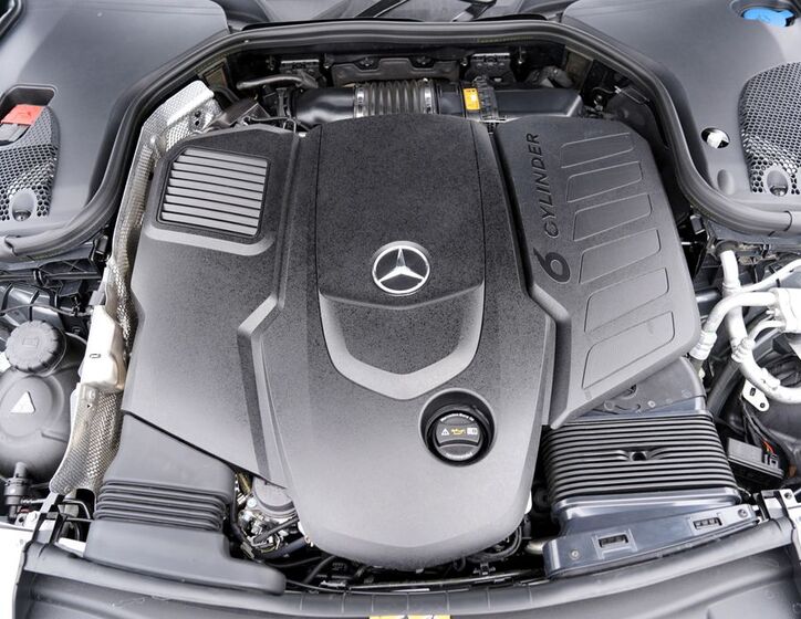 Mercedes-Benz CLS 10