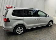 Volkswagen Sharan 9