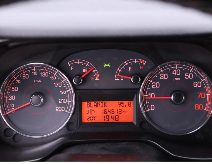 Fiat Punto 15